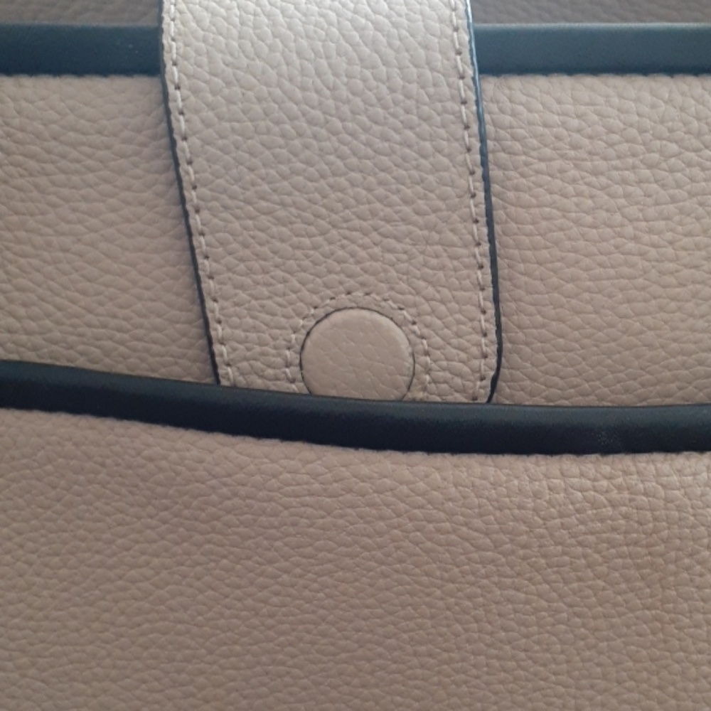 Kate Spade Evangelie - Picture 3 of 6